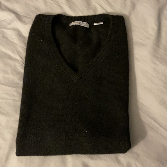 Cashmere sweater vest V neck - Picture 9 of 10